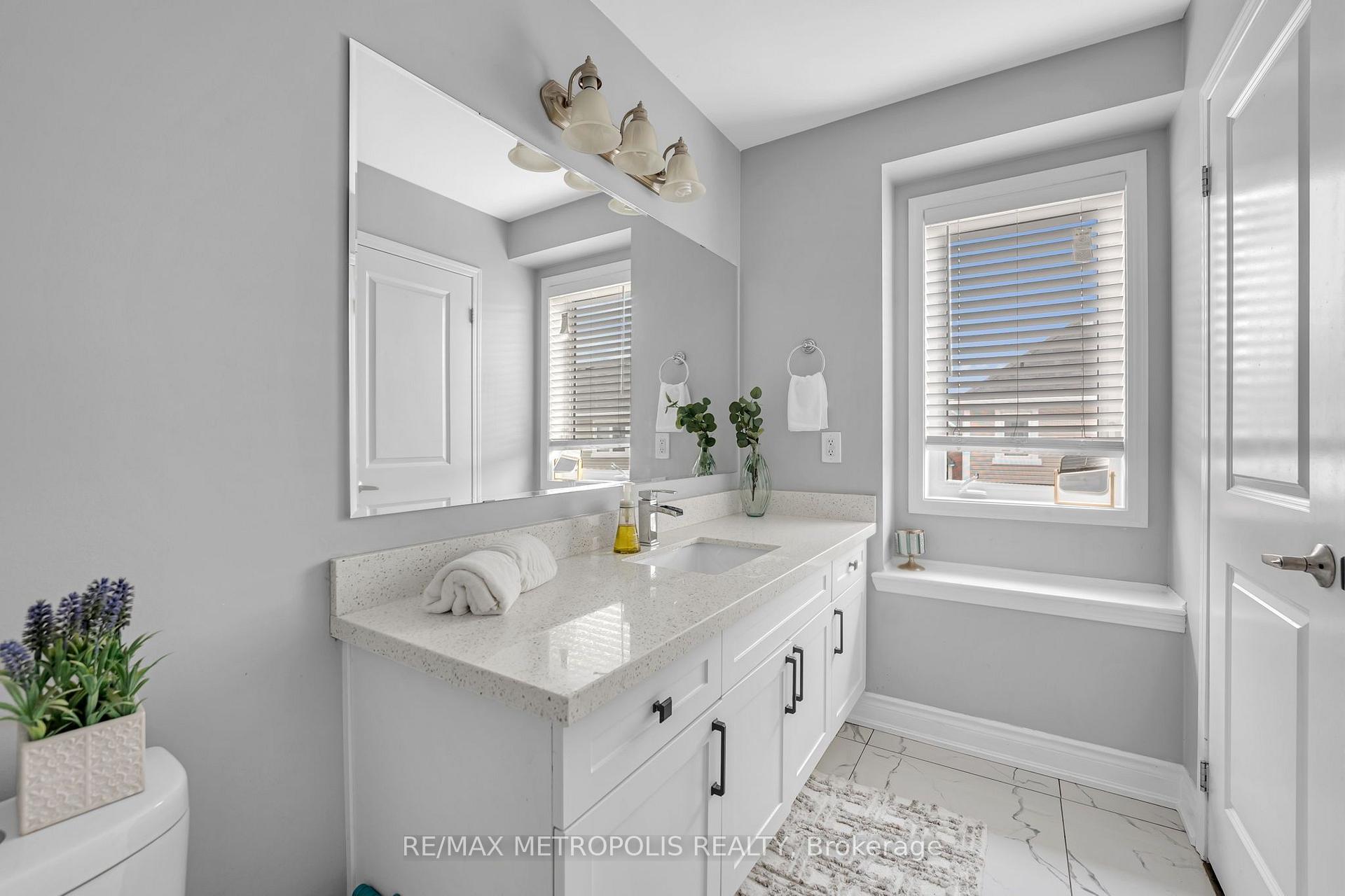 Photo 30 of 12 Affleck Road, Brampton, Northwest Brampton — HOMEH