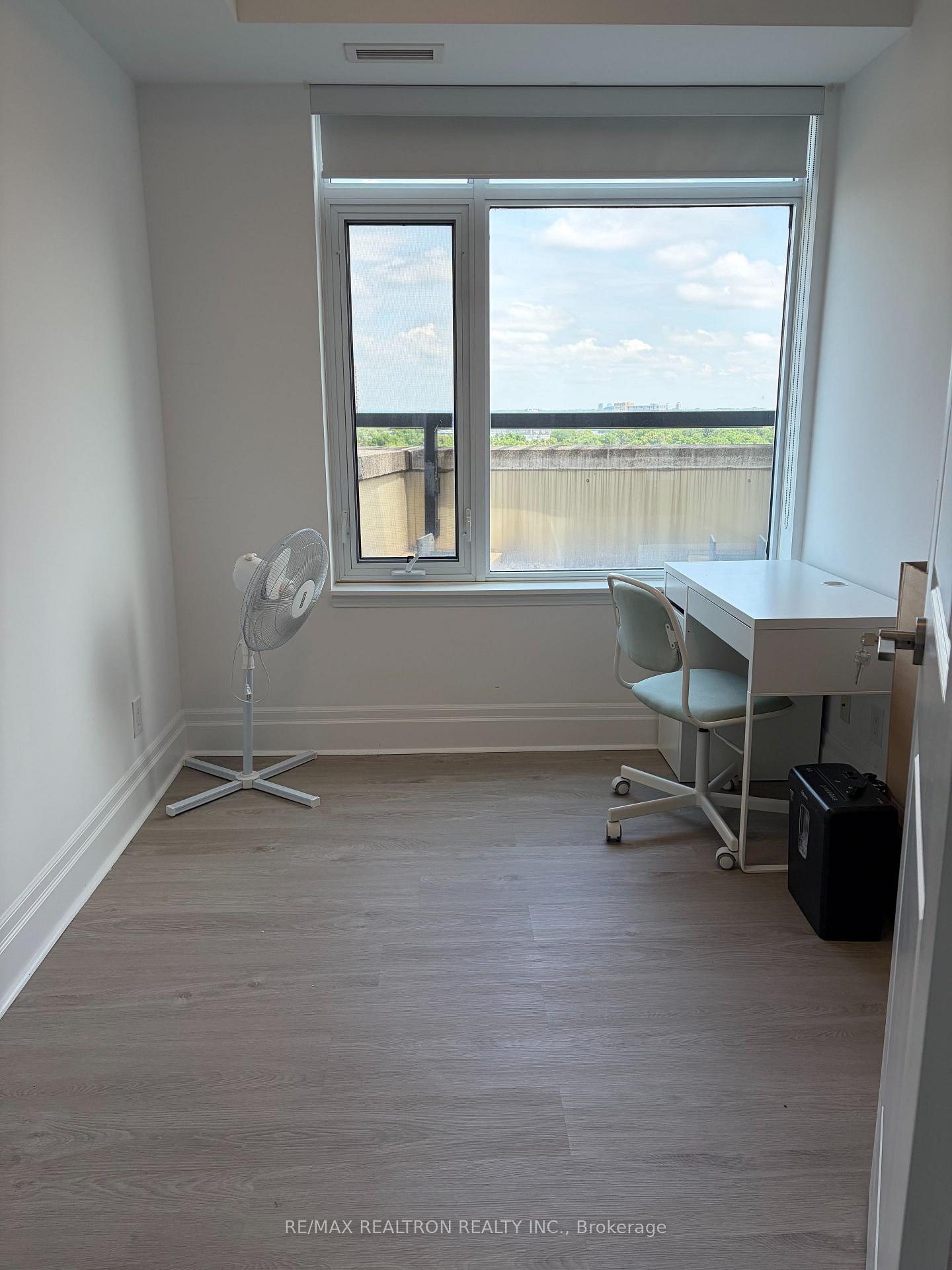Photo 10 of Unit 702, 131 Upper Duke Crescent E, Markham, Unionville — HOMEH