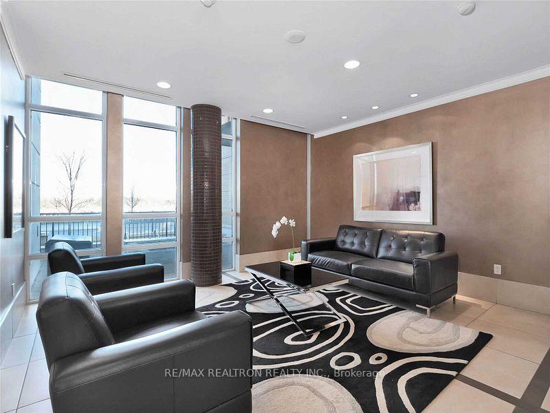 Photo 12 of Unit 702, 131 Upper Duke Crescent E, Markham, Unionville — HOMEH