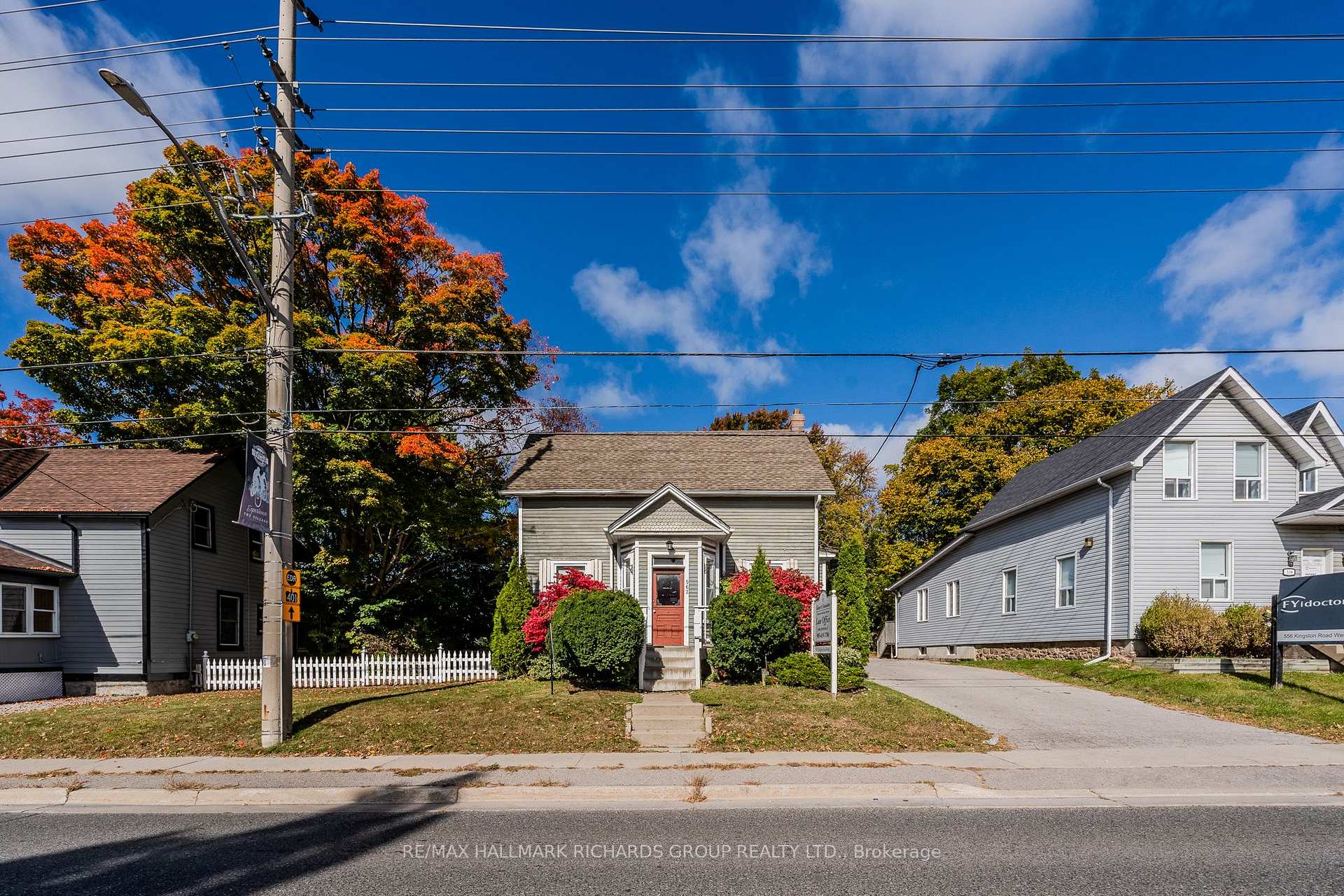 Photo 1 of 562 Kingston Road W, Ajax, Central West — HOMEH