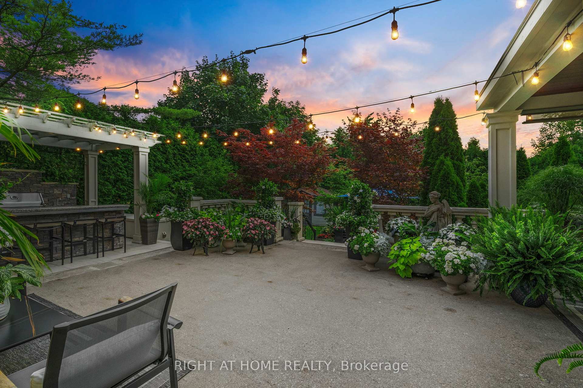 Photo 8 of 14 Delbrook Court, Hamilton, Ainslie Wood — HOMEH