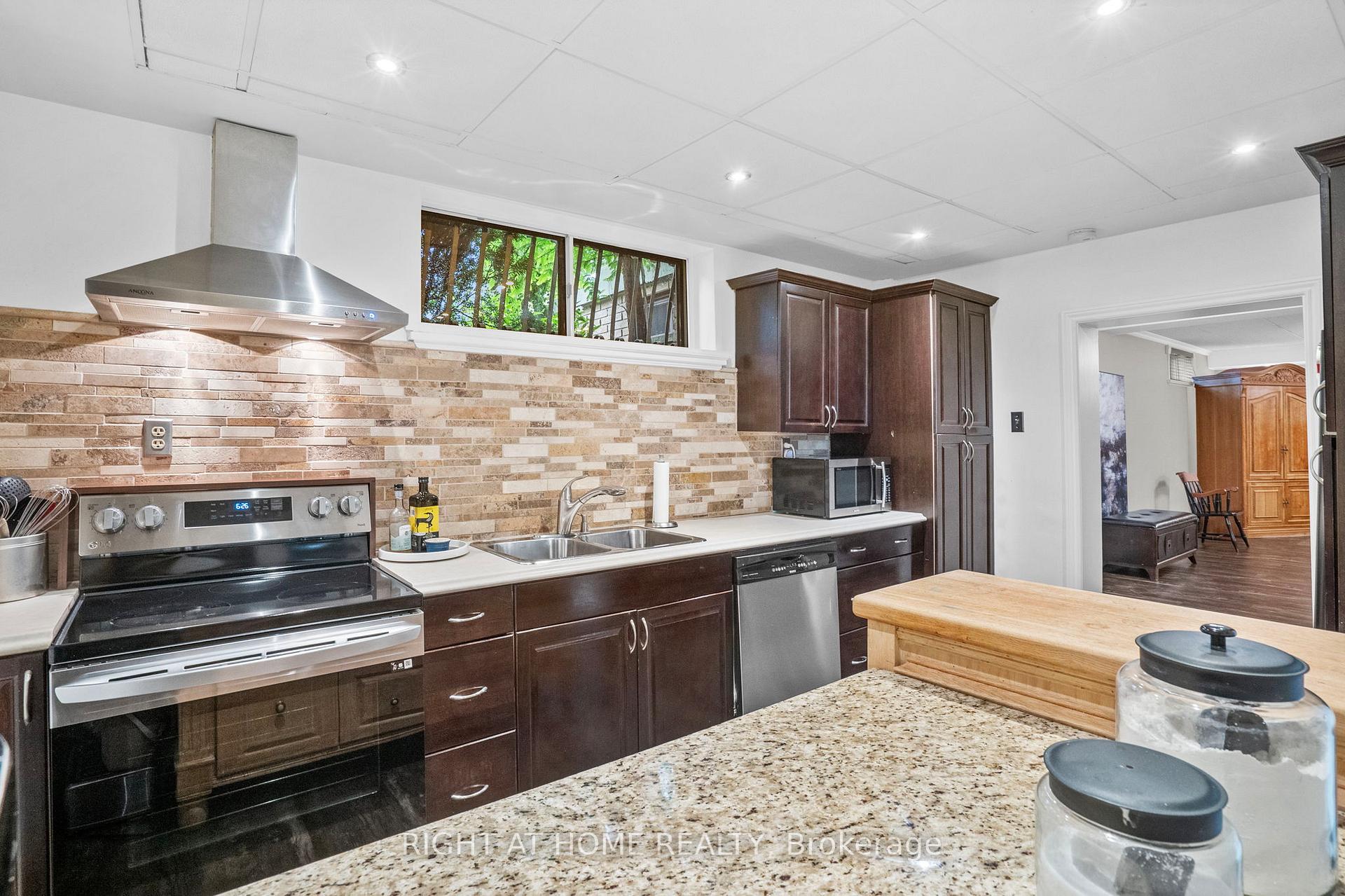 Photo 43 of 14 Delbrook Court, Hamilton, Ainslie Wood — HOMEH