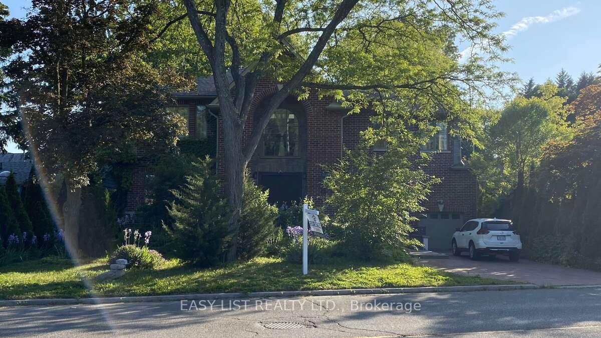 Photo 2 of 98 Burbank Drive, North York, Bayview Village — HOMEH