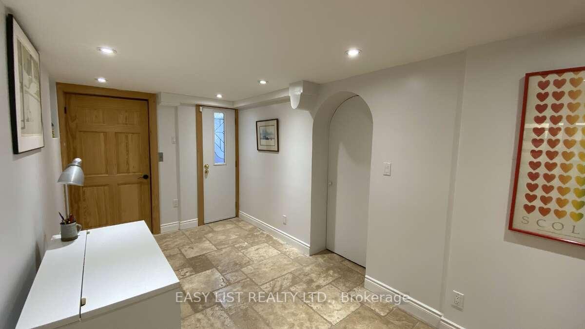 Photo 40 of 98 Burbank Drive, North York, Bayview Village — HOMEH