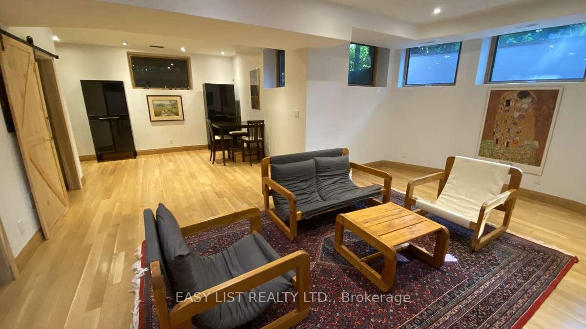 Photo 46 of 98 Burbank Drive, North York, Bayview Village — HOMEH