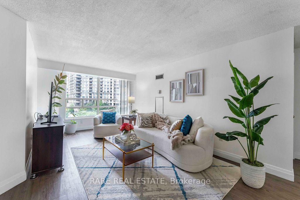 Photo of Unit 513, 250 Webb Drive