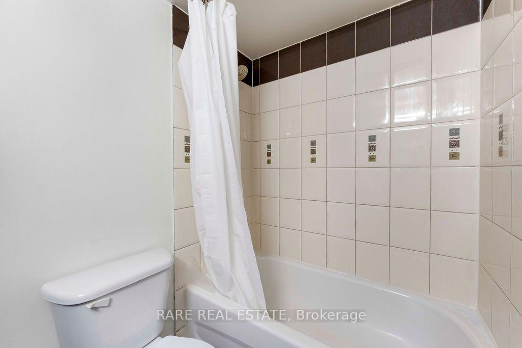 Photo 15 of Unit 513, 250 Webb Drive, Mississauga, City Centre — HOMEH