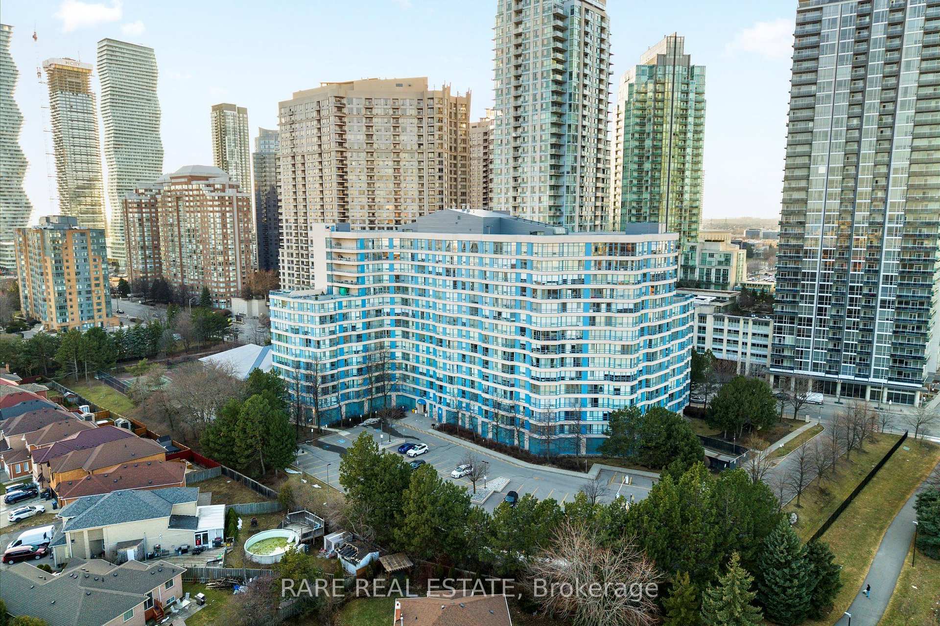 Photo 39 of Unit 513, 250 Webb Drive, Mississauga, City Centre — HOMEH