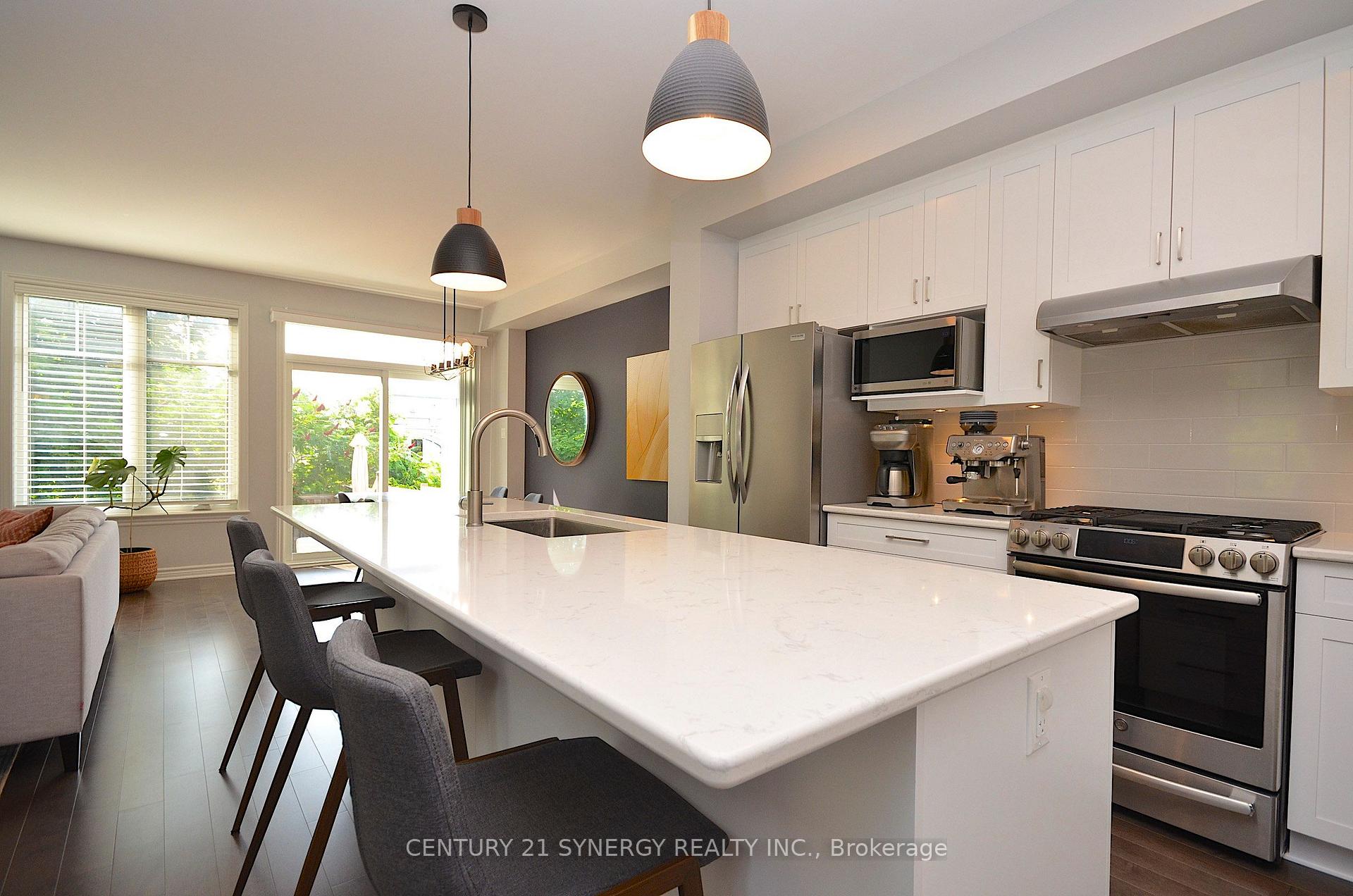 Photo 5 of 652 Vivera Place, Ottawa, Stittsville (North) — HOMEH