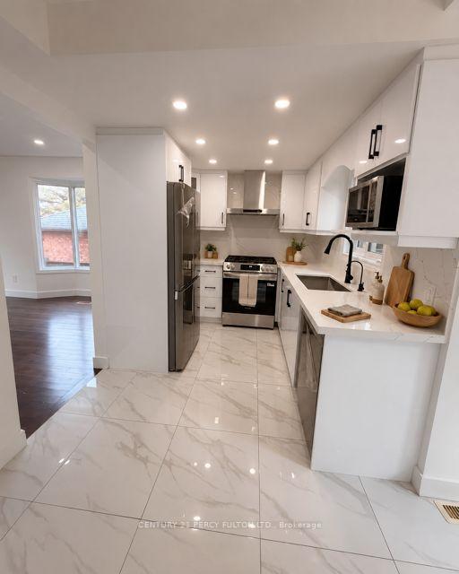 Photo 10 of 133 Meadow Drive, Orangeville — HOMEH