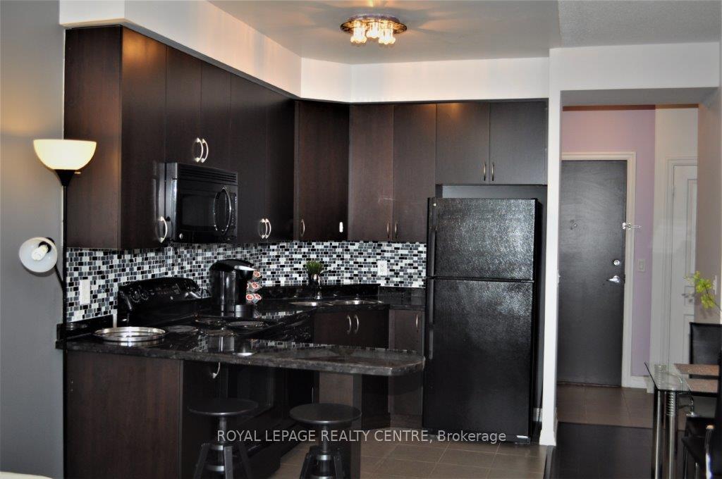 Photo 4 of Unit 2508, 223 Webb Drive, Mississauga, City Centre — HOMEH