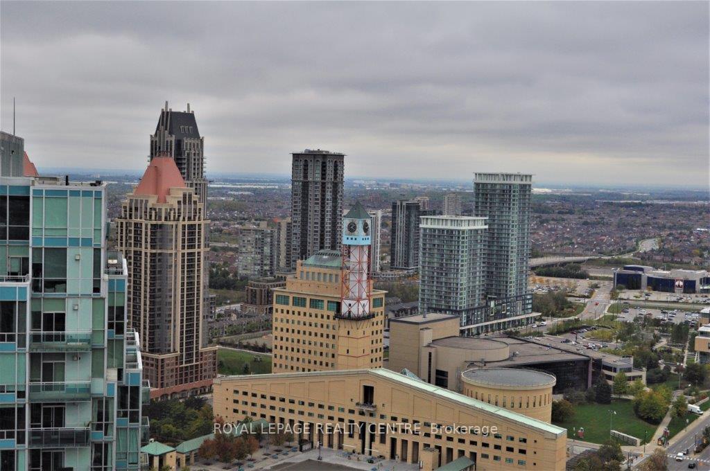 Photo 7 of Unit 2508, 223 Webb Drive, Mississauga, City Centre — HOMEH