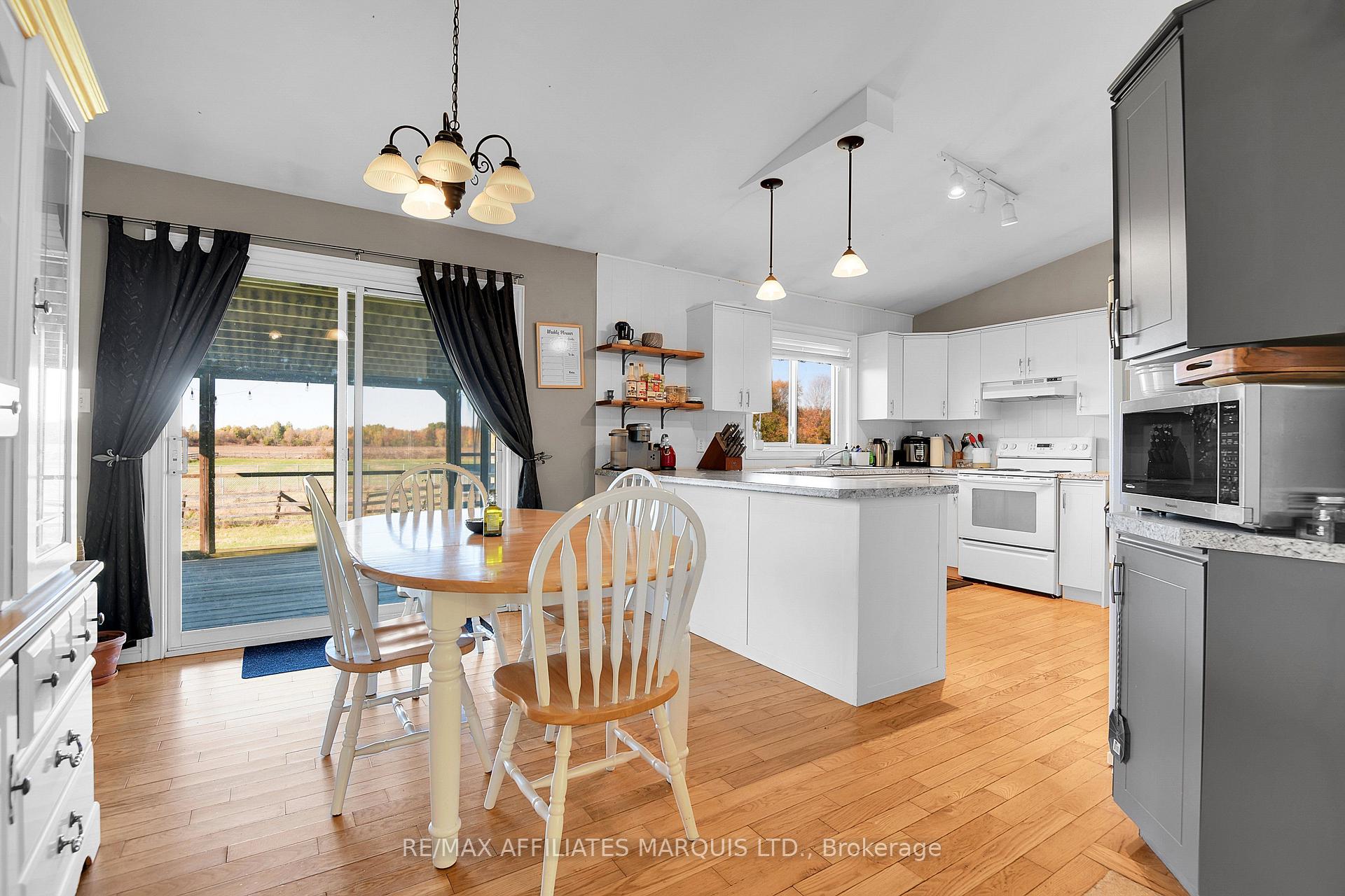 Photo 13 of 7788 County Rd 21, Augusta, Augusta Twp — HOMEH