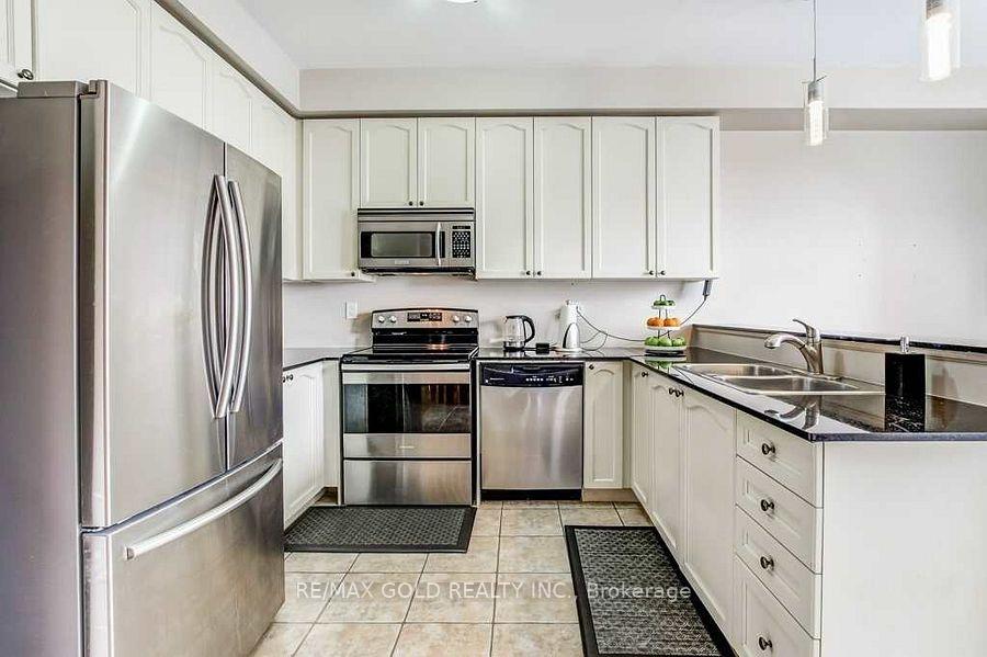 Photo 8 of 6 Cailiff Street, Brampton, Bram West — HOMEH