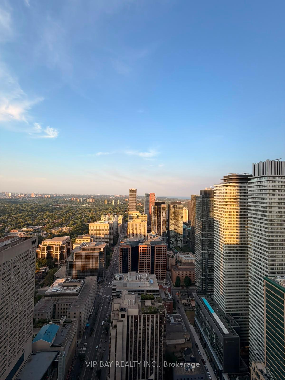Photo 1 of Unit 4802, 1 Bloor Street E, Toronto, Church-Yonge Corridor — HOMEH