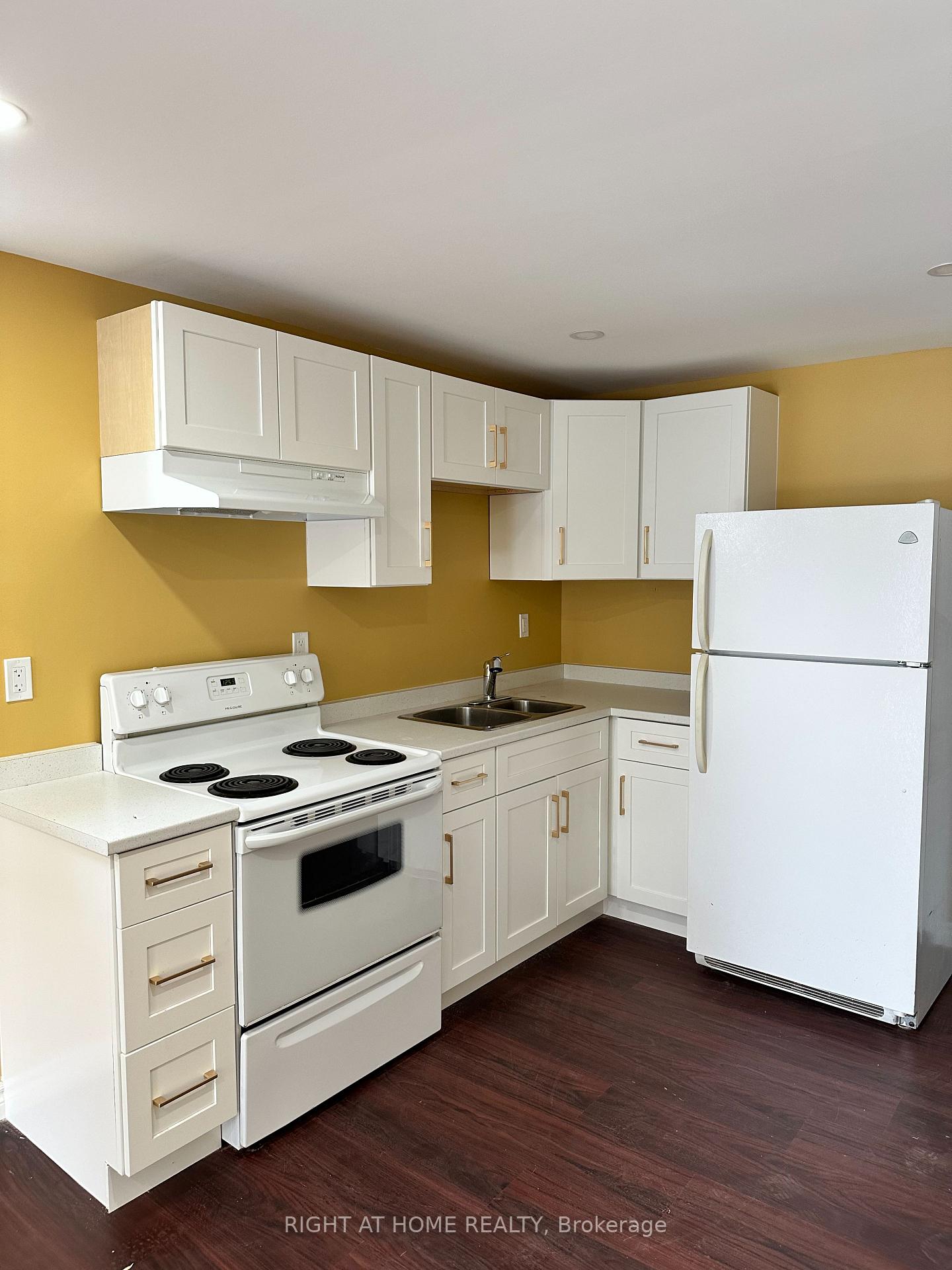 Photo 6 of Unit Bsmt, 61 Keating Street, Guelph, Grange Road — HOMEH