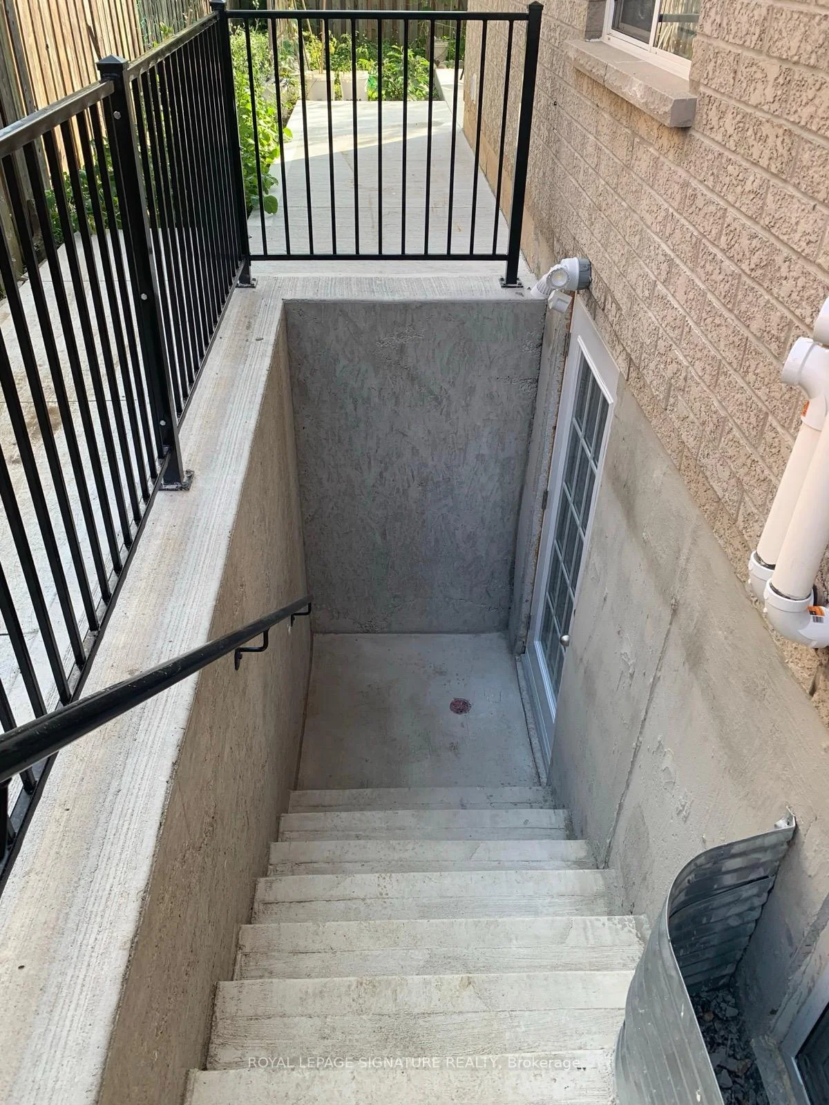 Photo 16 of Unit Basement, 5924 Terranova Drive, Mississauga, Churchill Meadows — HOMEH