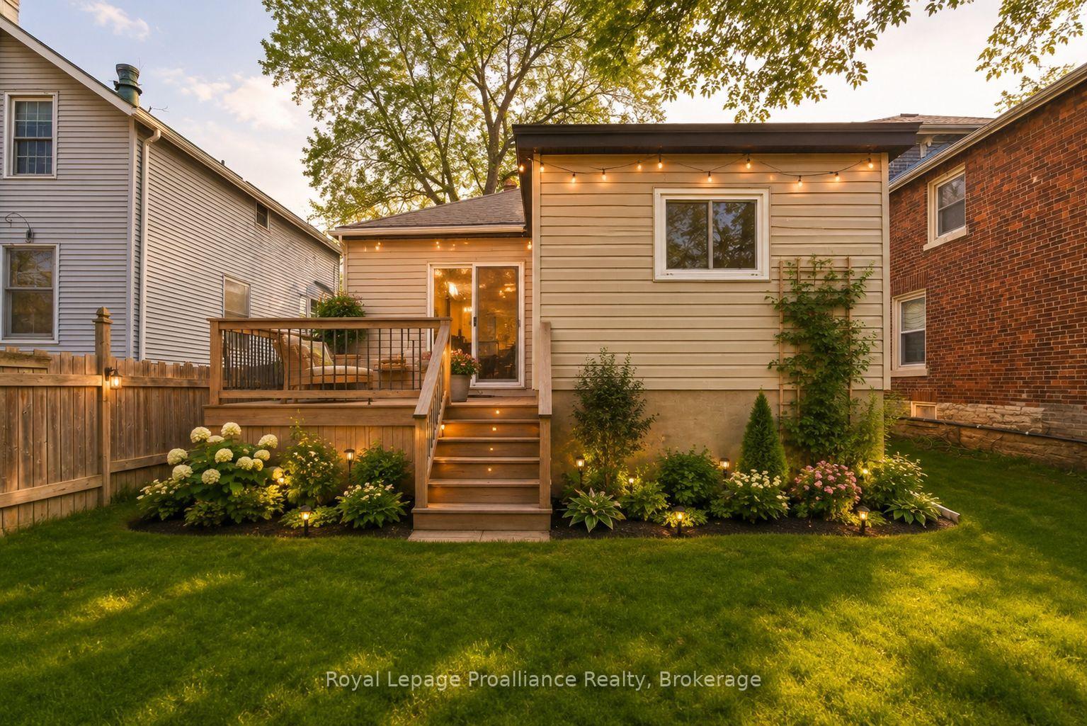 Photo 34 of 38 Oak Street, Belleville, Belleville Ward — HOMEH