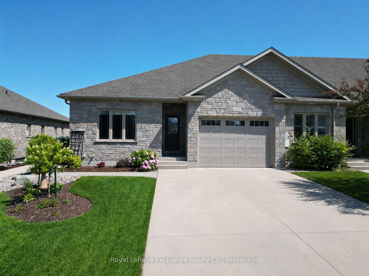 Photo 1 of 229 Wieck Boulevard, Kincardine — HOMEH