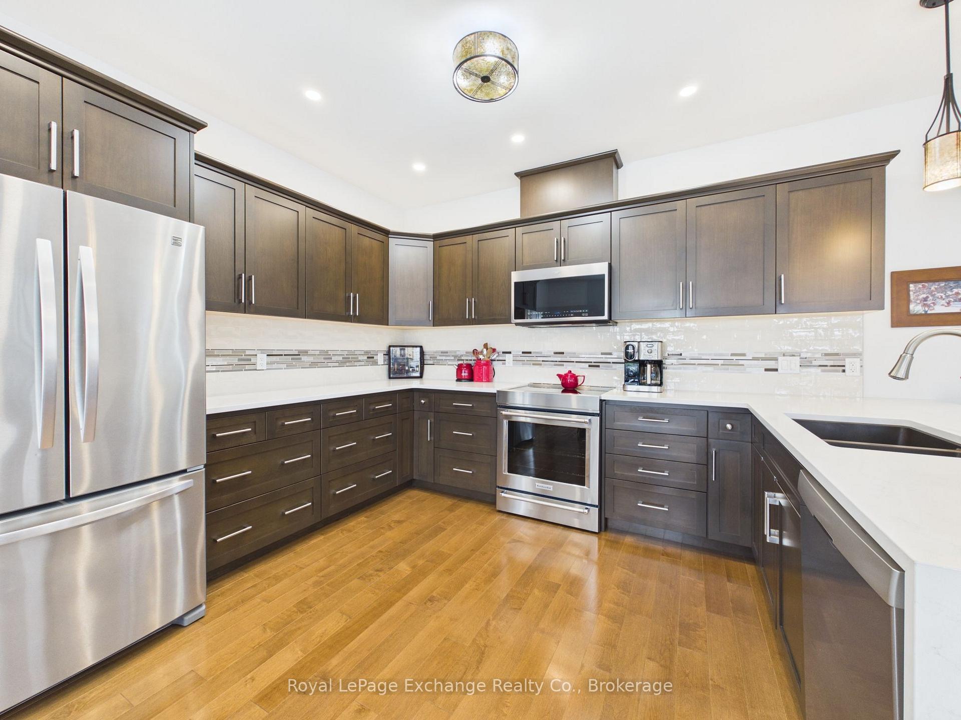 Photo 5 of 229 Wieck Boulevard, Kincardine — HOMEH
