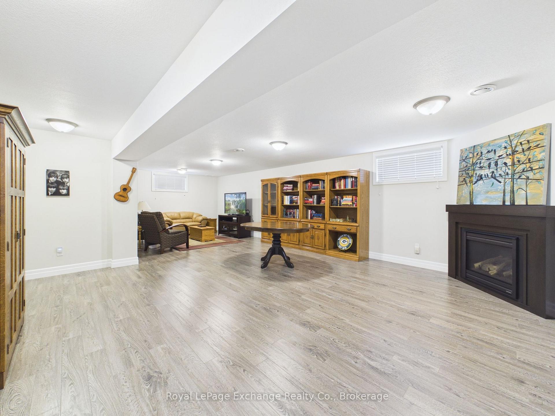 Photo 15 of 229 Wieck Boulevard, Kincardine — HOMEH