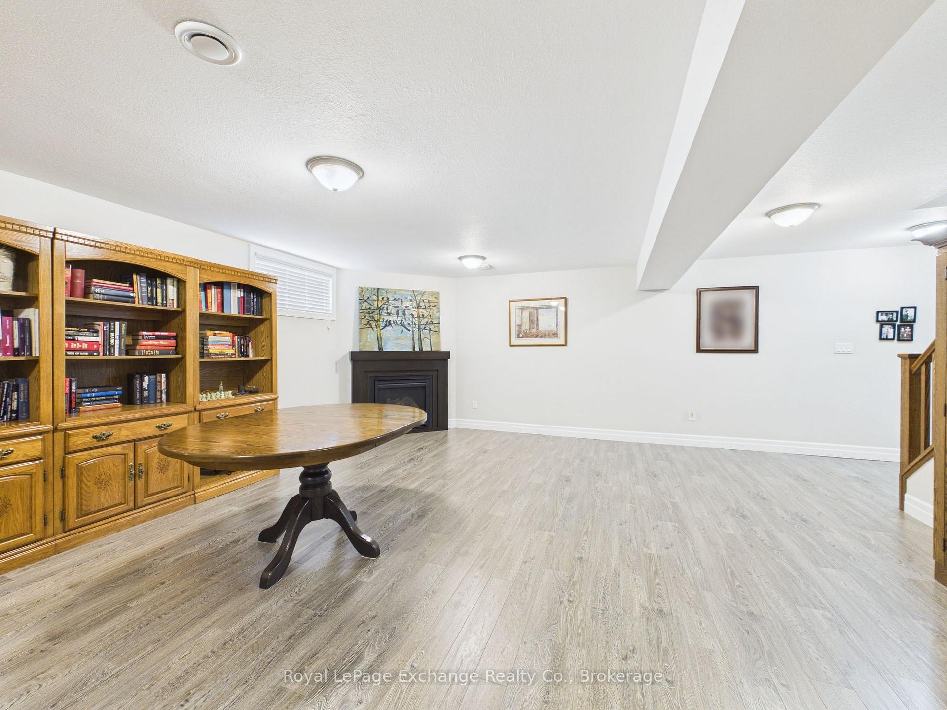 Photo 17 of 229 Wieck Boulevard, Kincardine — HOMEH