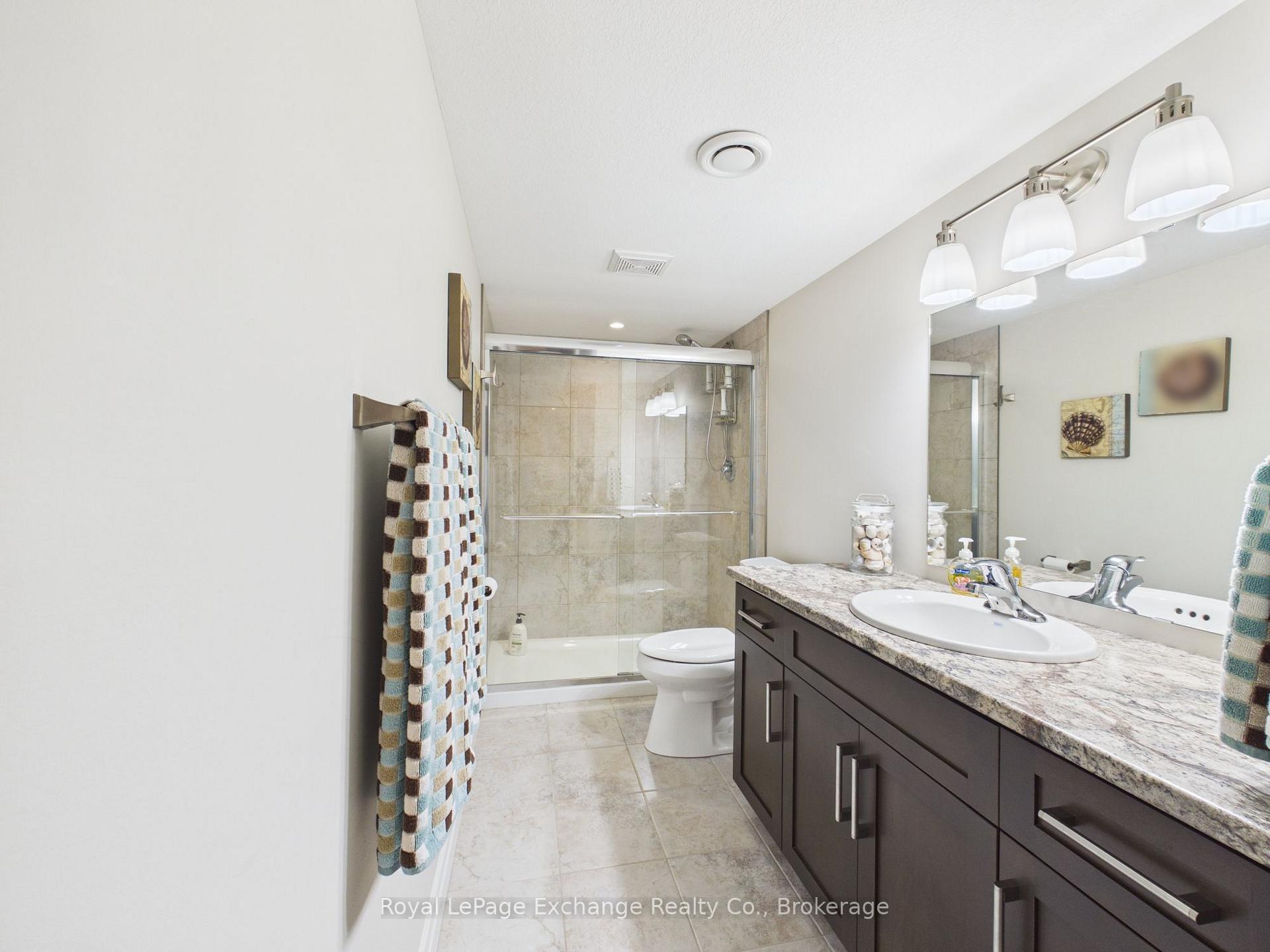 Photo 20 of 229 Wieck Boulevard, Kincardine — HOMEH