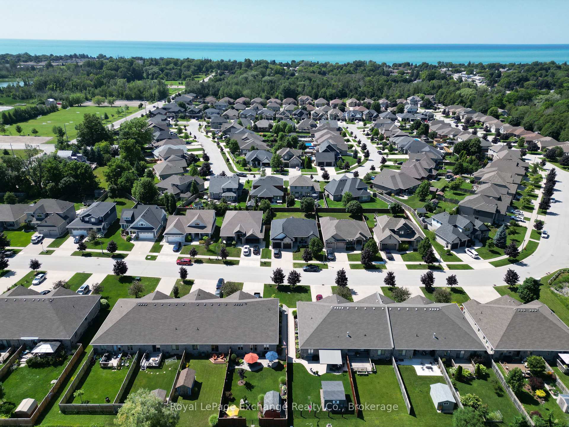 Photo 31 of 229 Wieck Boulevard, Kincardine — HOMEH