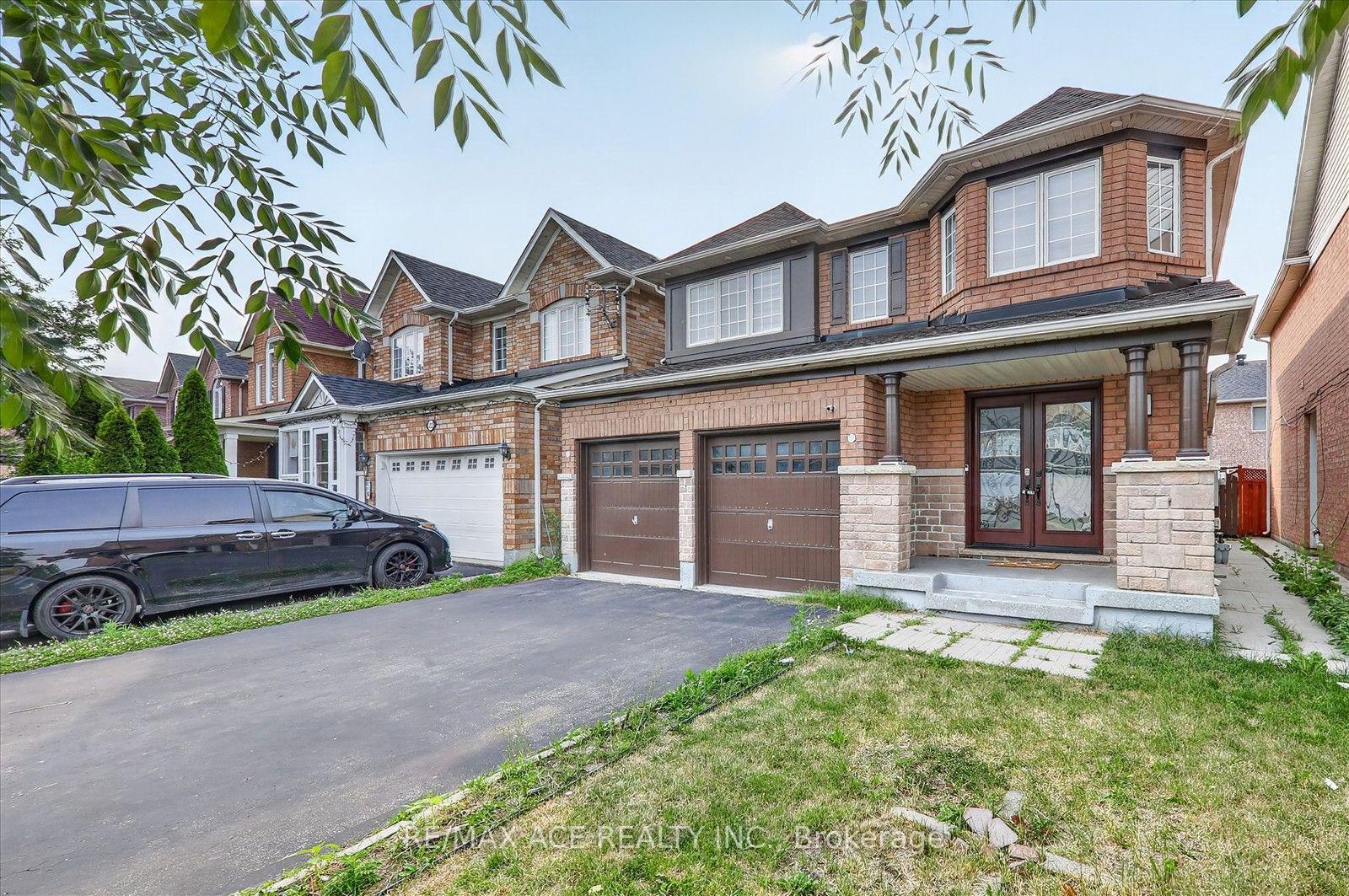 Photo 5 of 24 Zimmer Street, Brampton, Gore Industrial North — HOMEH