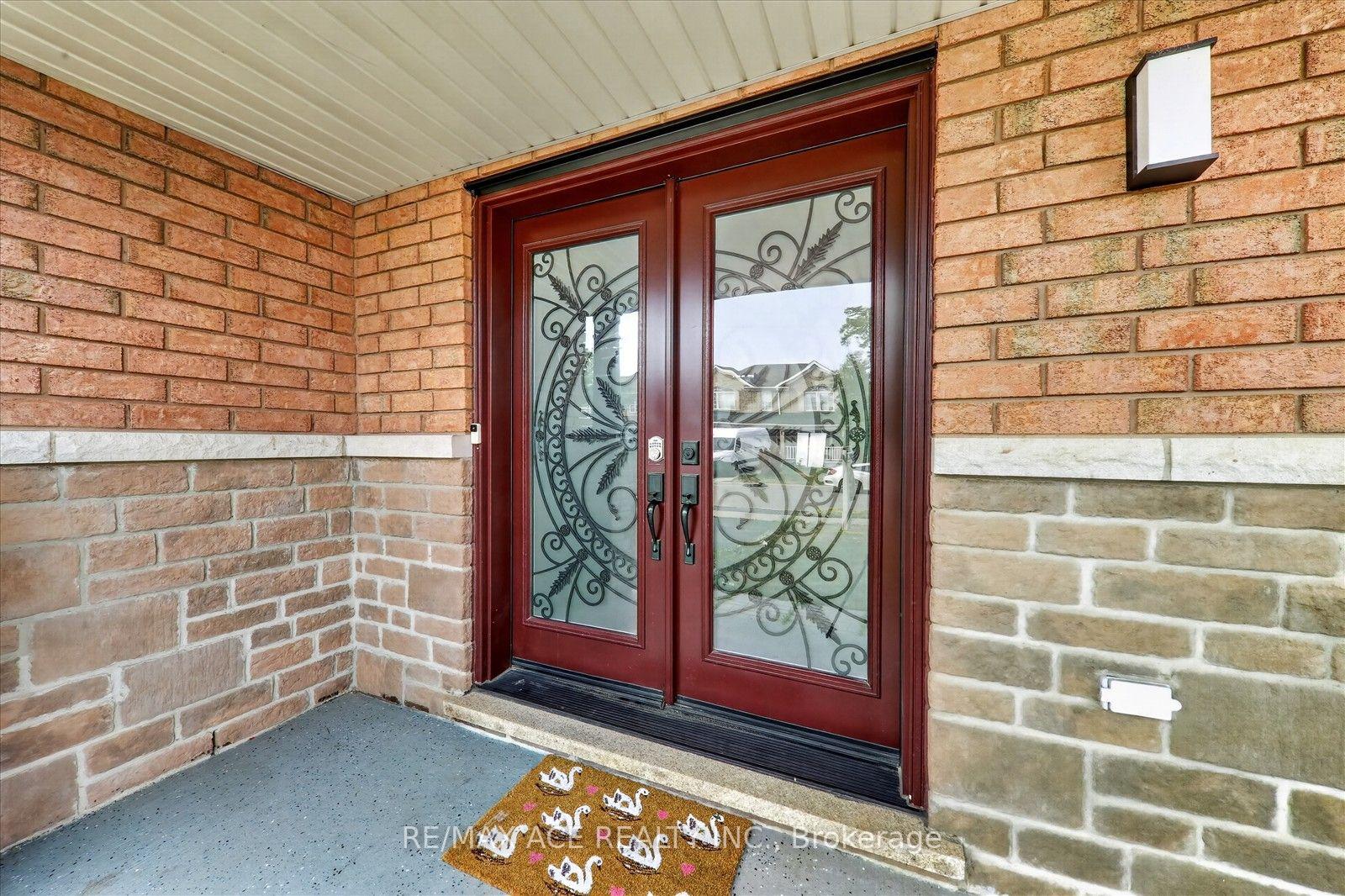 Photo 6 of 24 Zimmer Street, Brampton, Gore Industrial North — HOMEH