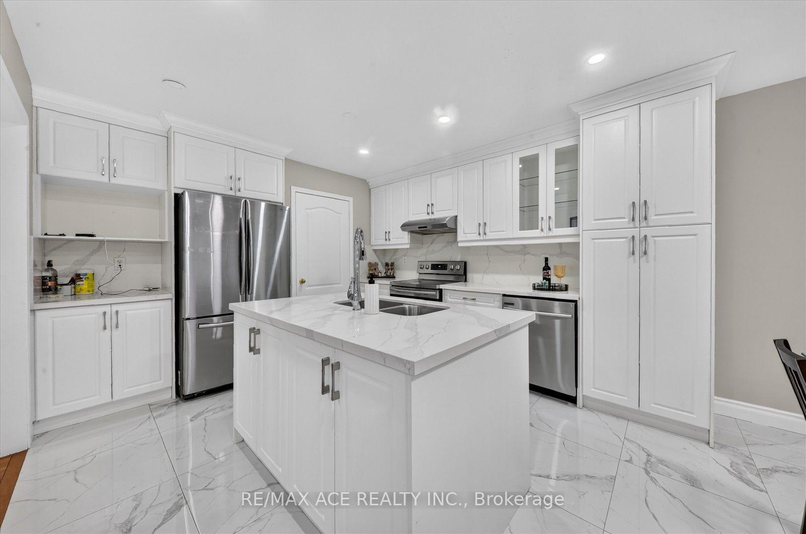 Photo 15 of 24 Zimmer Street, Brampton, Gore Industrial North — HOMEH