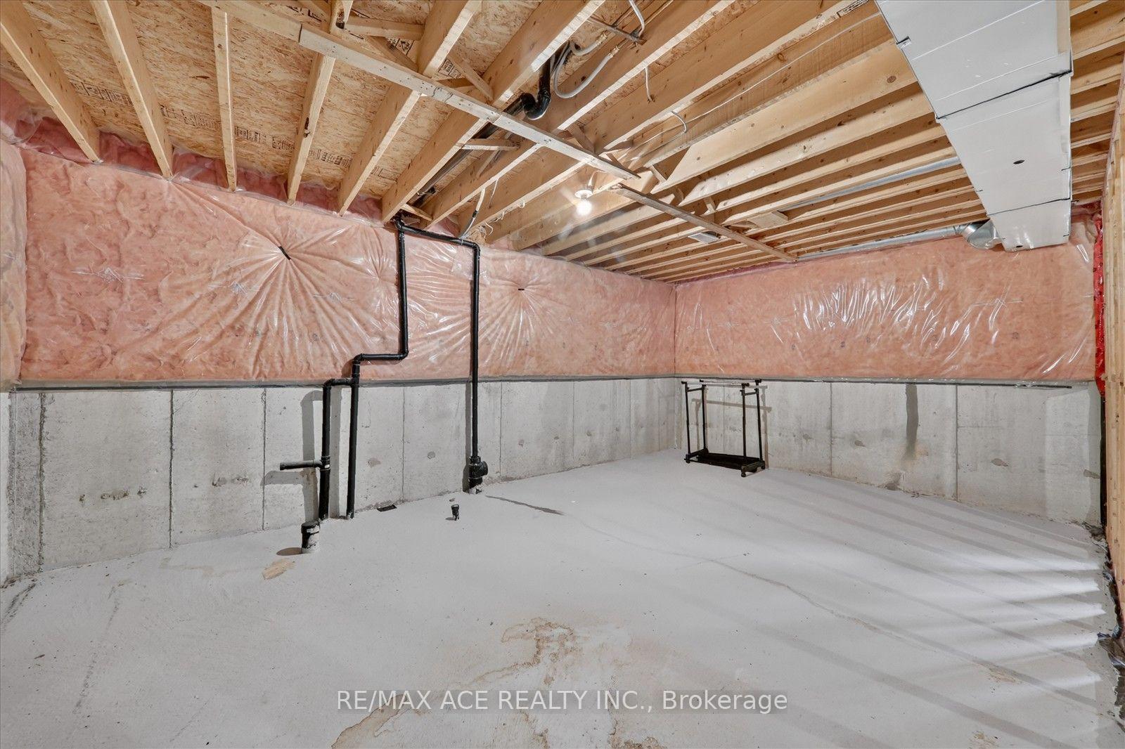 Photo 38 of 24 Zimmer Street, Brampton, Gore Industrial North — HOMEH
