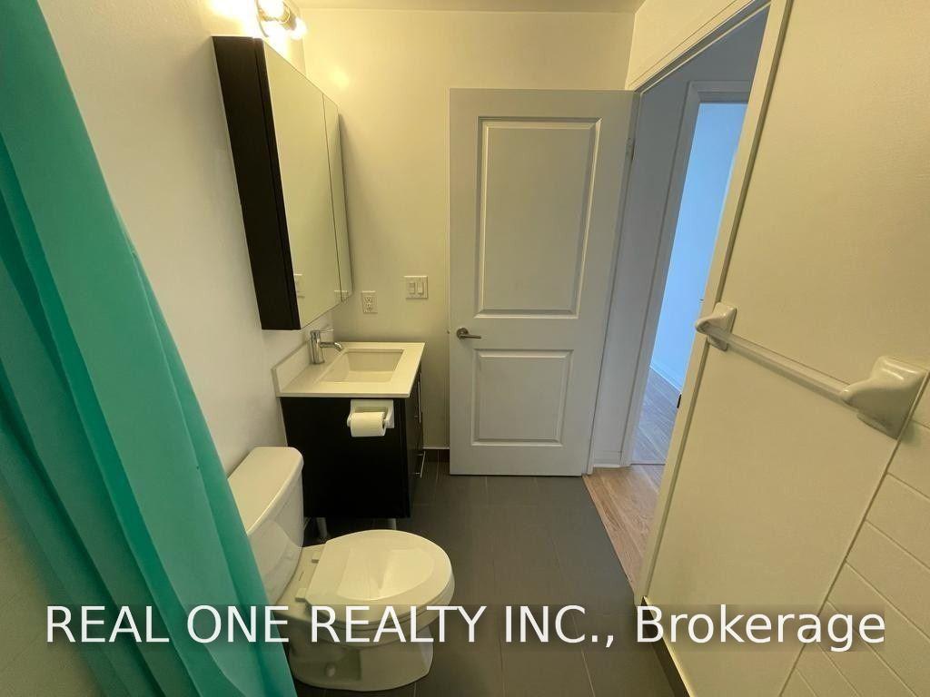 Photo 17 of Unit 1605, 55 Oneida Crescent, Richmond Hill, Langstaff — HOMEH