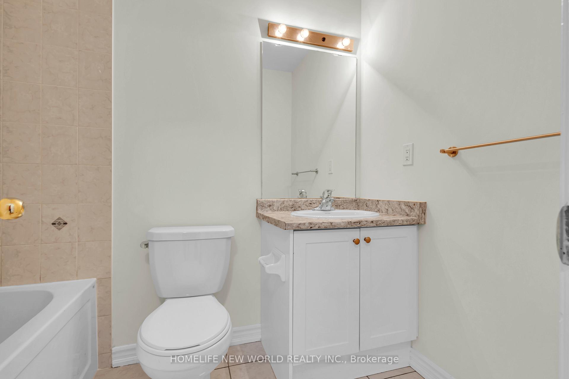 Photo 27 of 8 Shiff Crescent, Brampton, Heart Lake East — HOMEH