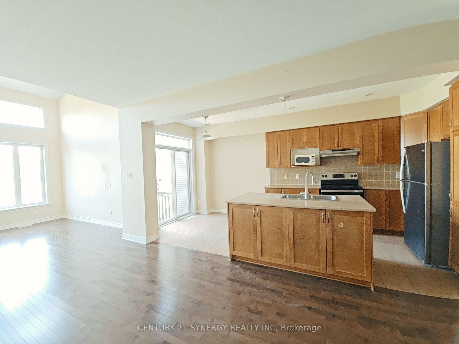 Photo 3 of 987 Klondike Road, Ottawa, Kanata - Morgan's Grant/South March — HOMEH