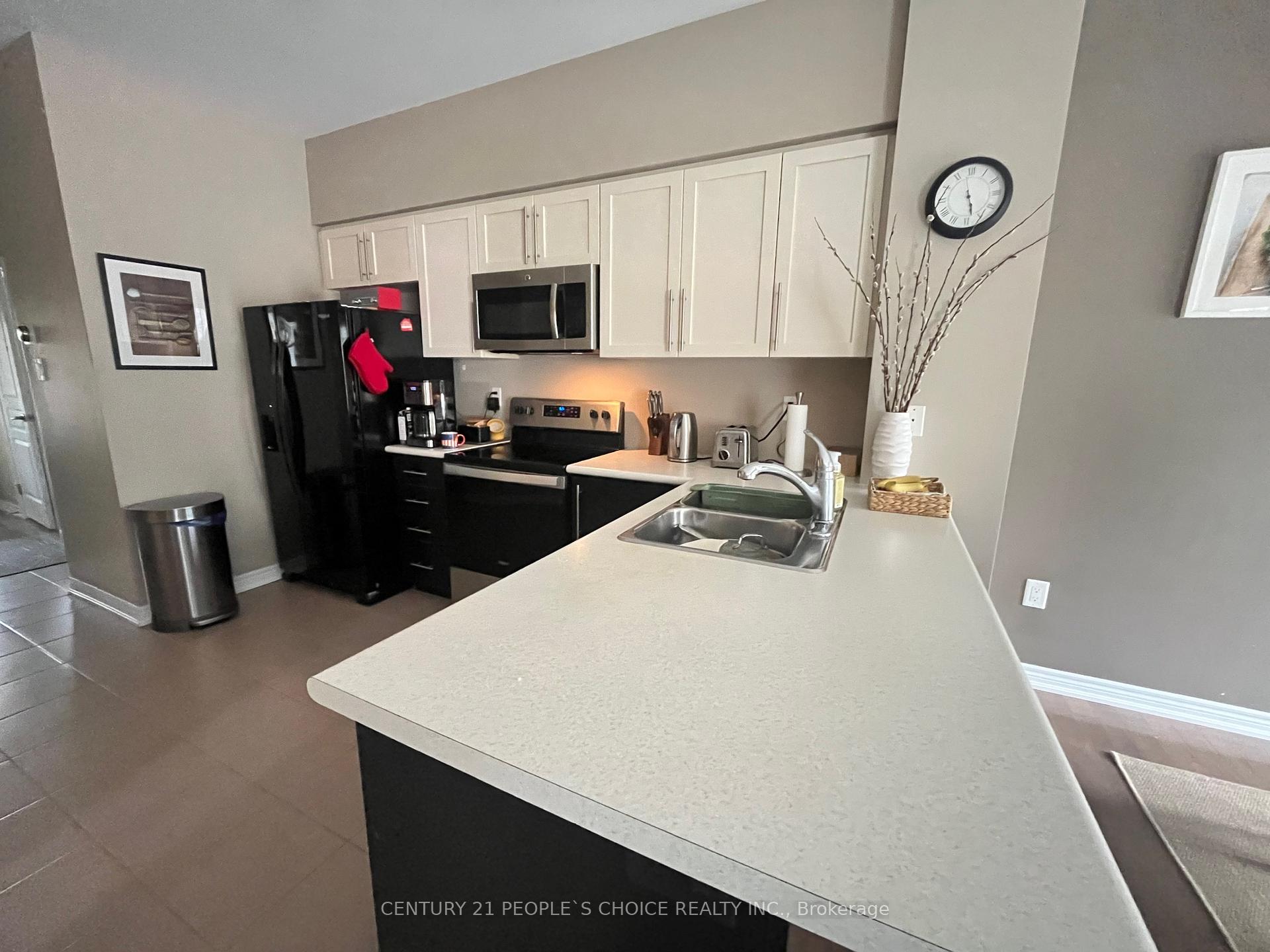 Photo 8 of Unit 25, 45 Royal Winter Drive, Hamilton, Binbrook — HOMEH
