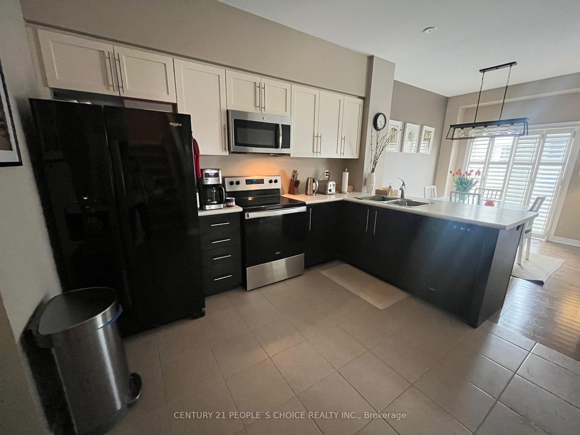 Photo 10 of Unit 25, 45 Royal Winter Drive, Hamilton, Binbrook — HOMEH