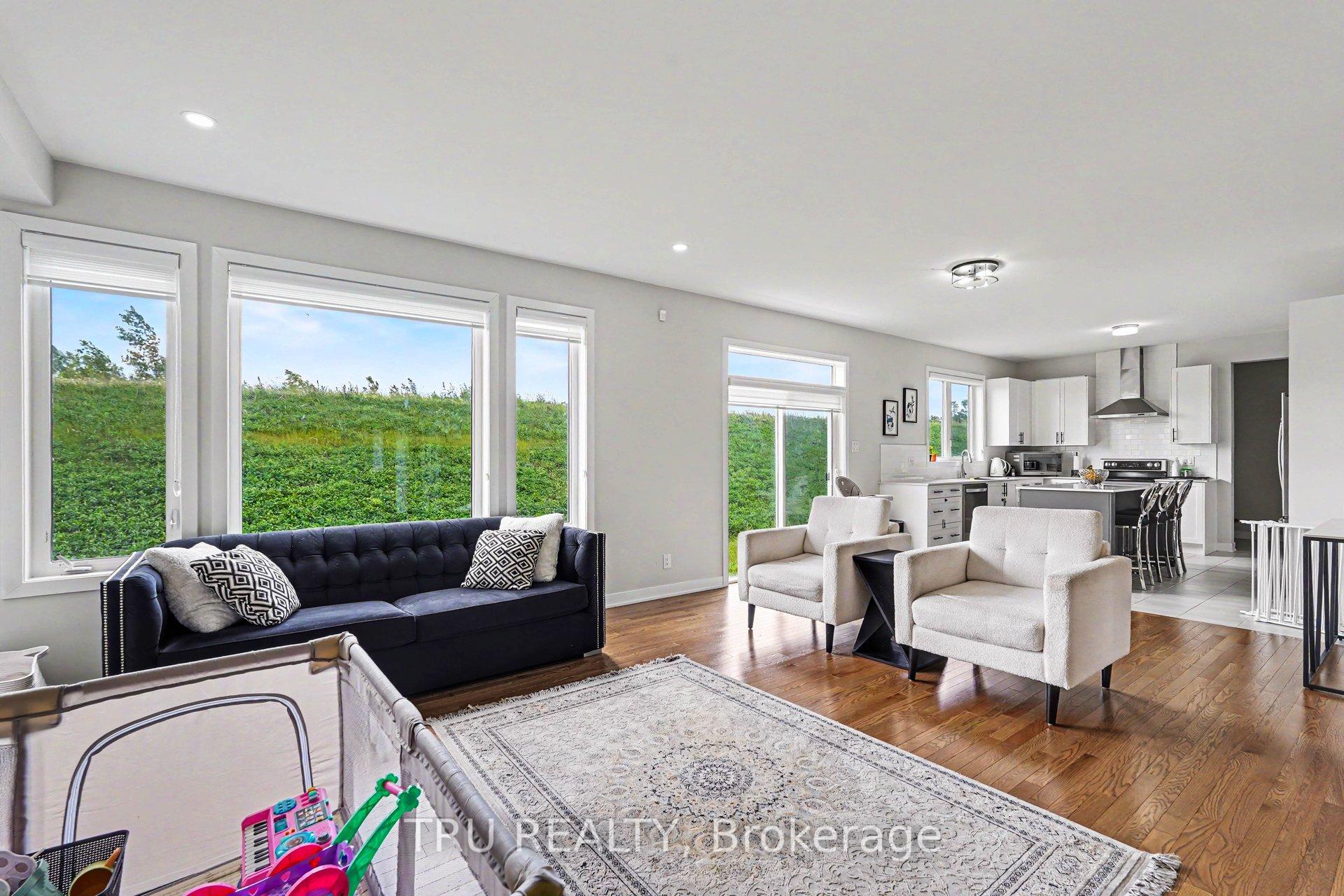 Photo 8 of 748 Eminence Street, Ottawa, Barrhaven - Half Moon Bay — HOMEH