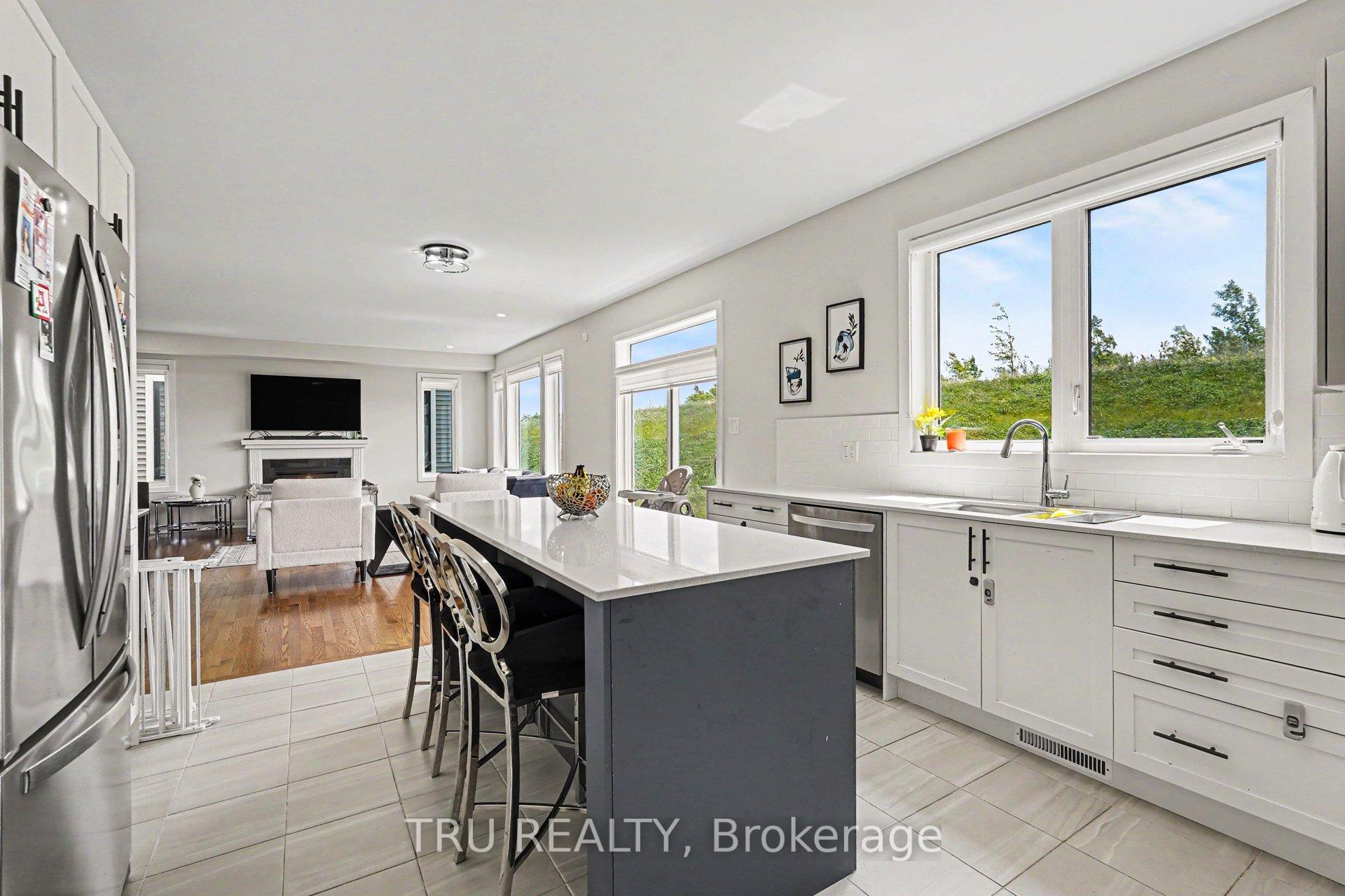Photo 11 of 748 Eminence Street, Ottawa, Barrhaven - Half Moon Bay — HOMEH