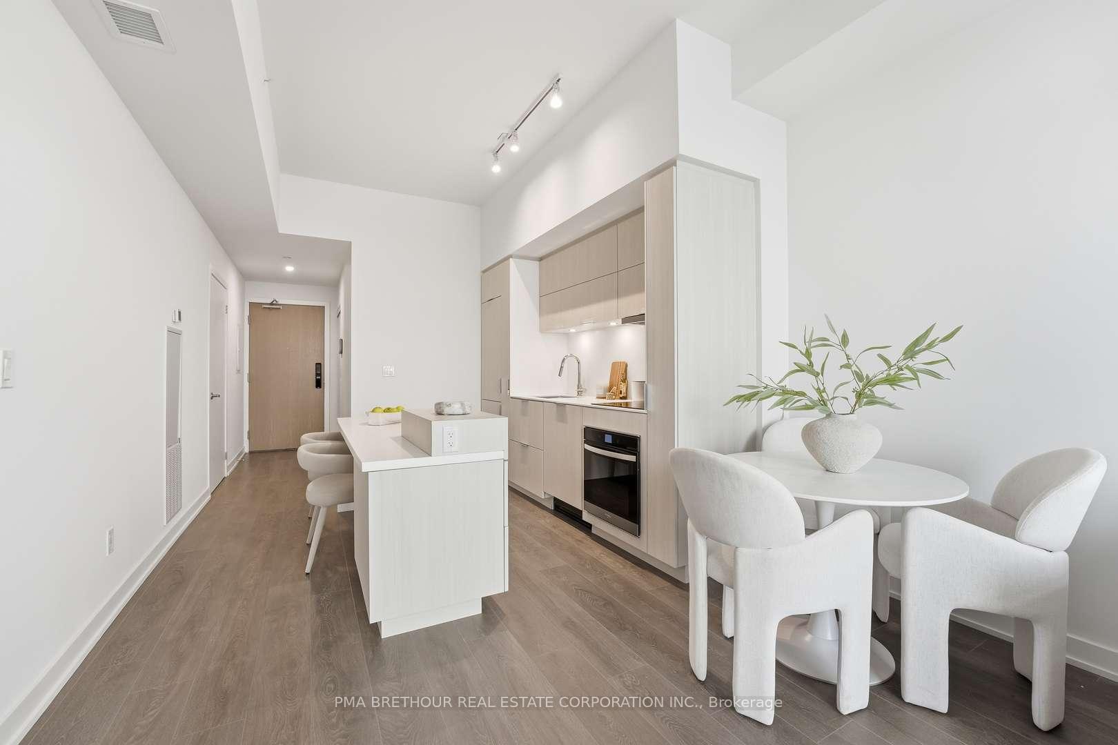 Photo 5 of Unit 2602, 370 Martha Street, Burlington, Brant — HOMEH