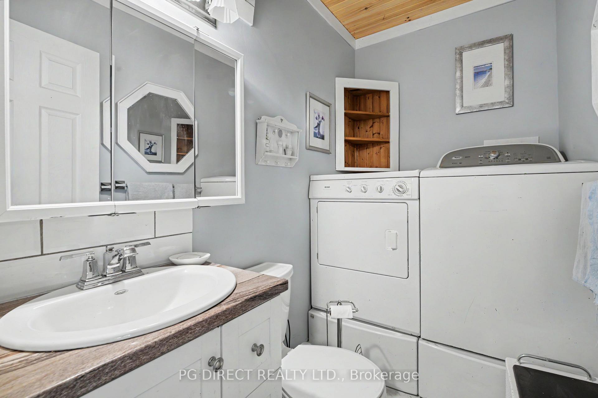 Photo 7 of 160 Centre Street, Burk's Falls — HOMEH