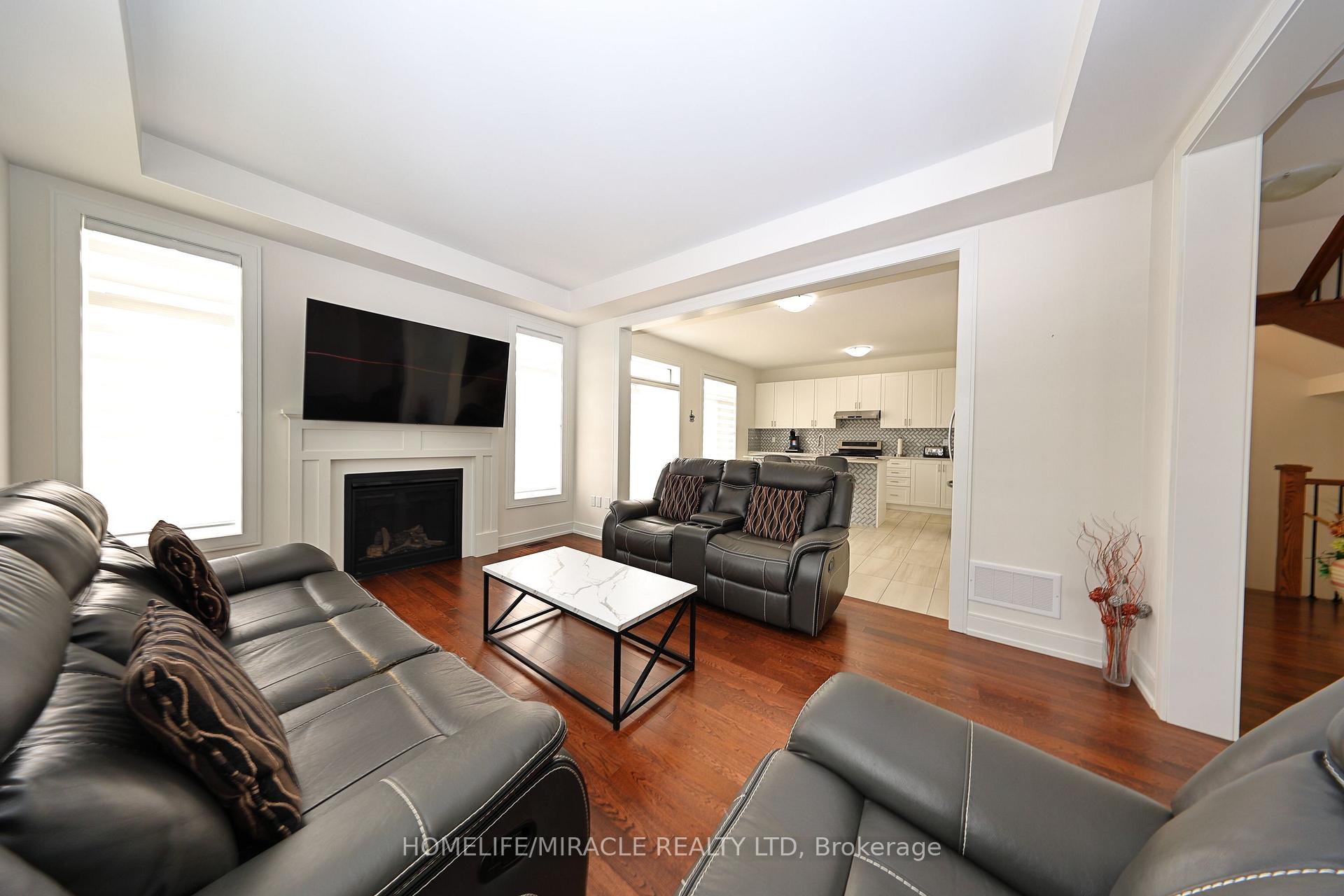 Photo 14 of 42 Ferguson Street, Erin — HOMEH