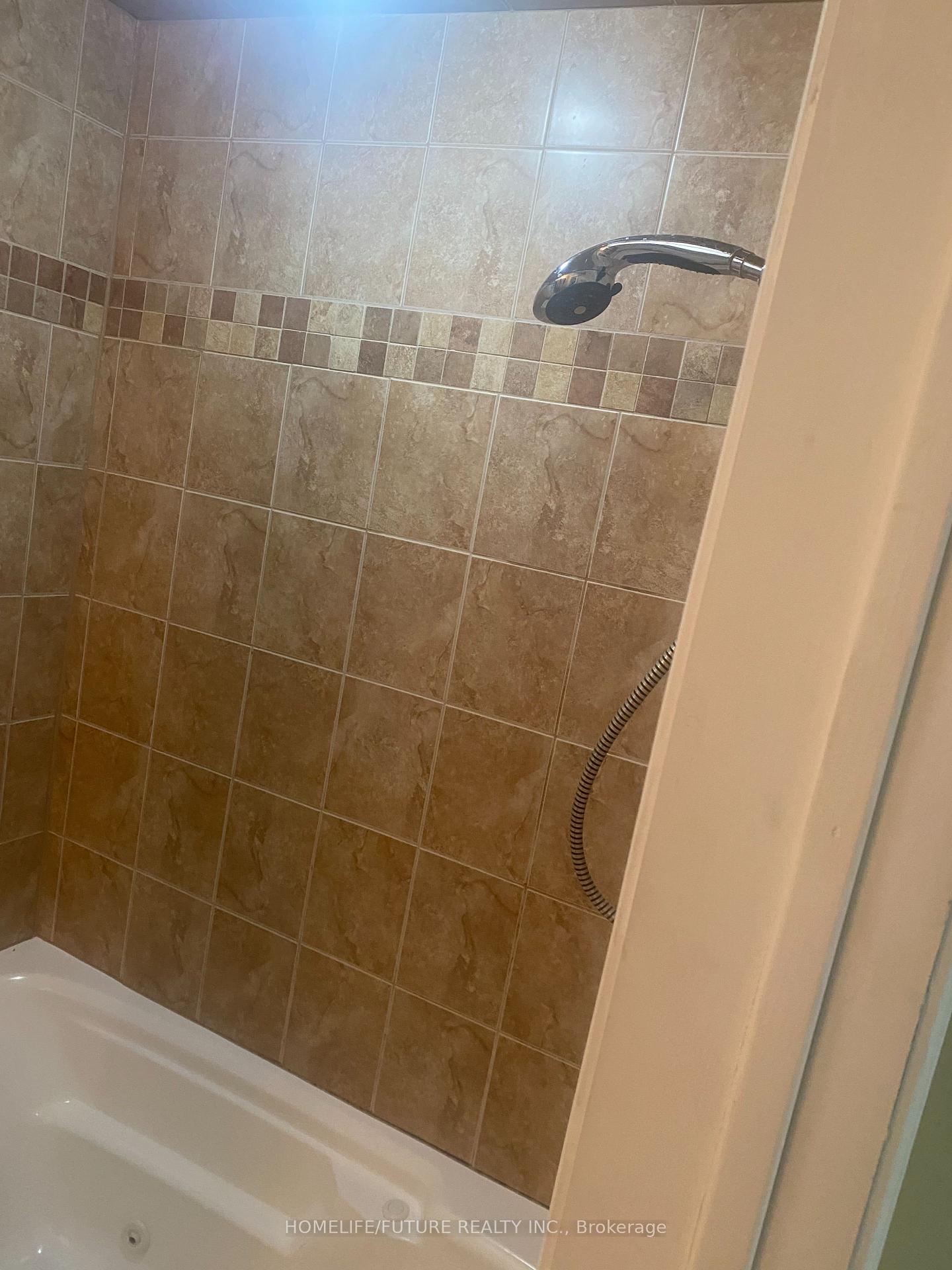 Photo 3 of Unit Bsmt, 22 Treeline Court, Markham, Rouge Fairways — HOMEH