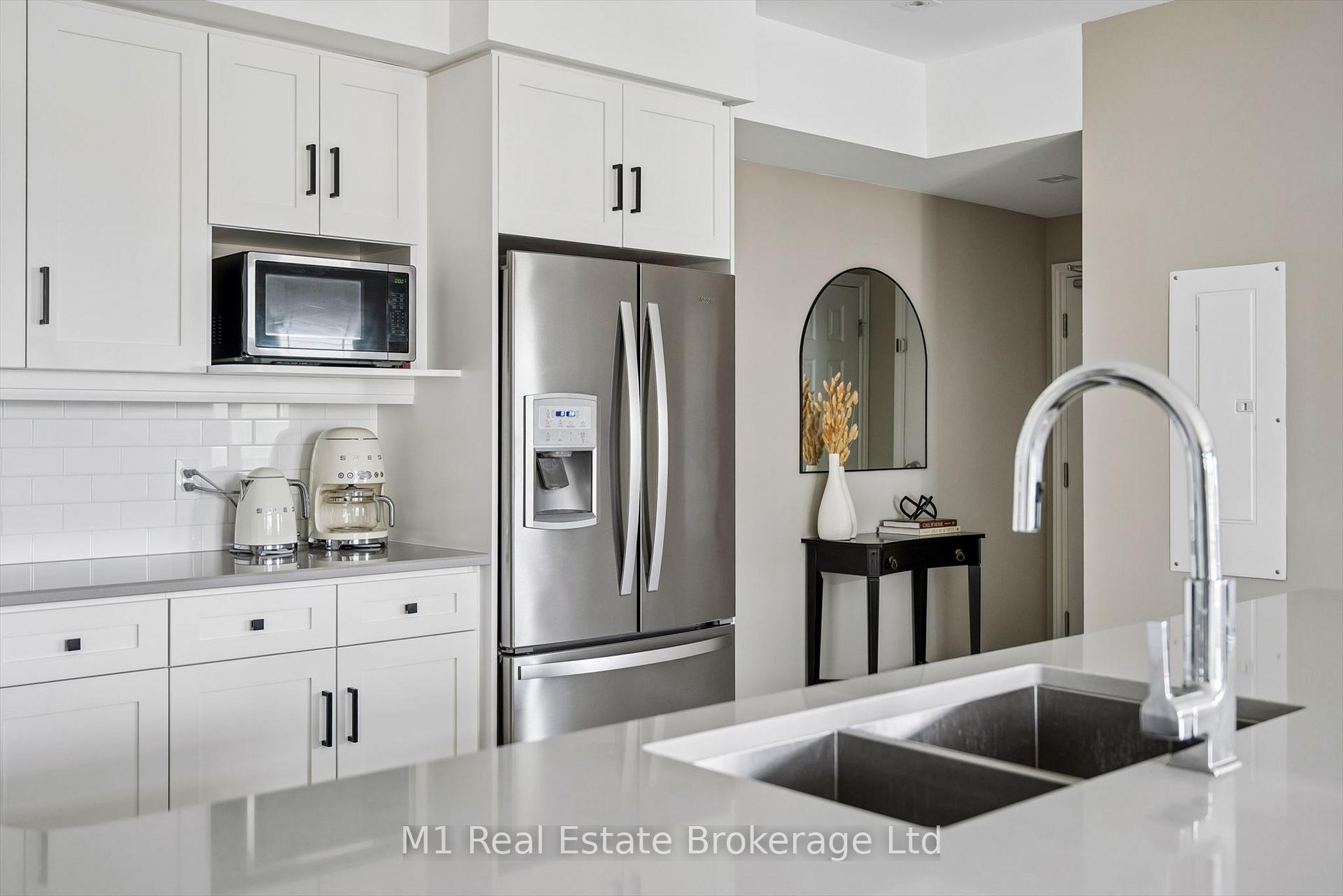Photo 18 of Unit 17, 107 Westra Drive, Guelph, Willow West/Sugarbush/West Acres — HOMEH