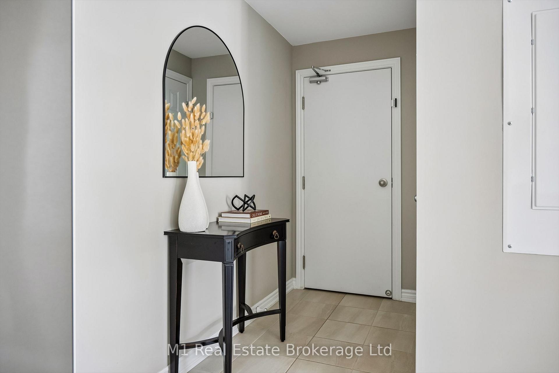 Photo 19 of Unit 17, 107 Westra Drive, Guelph, Willow West/Sugarbush/West Acres — HOMEH