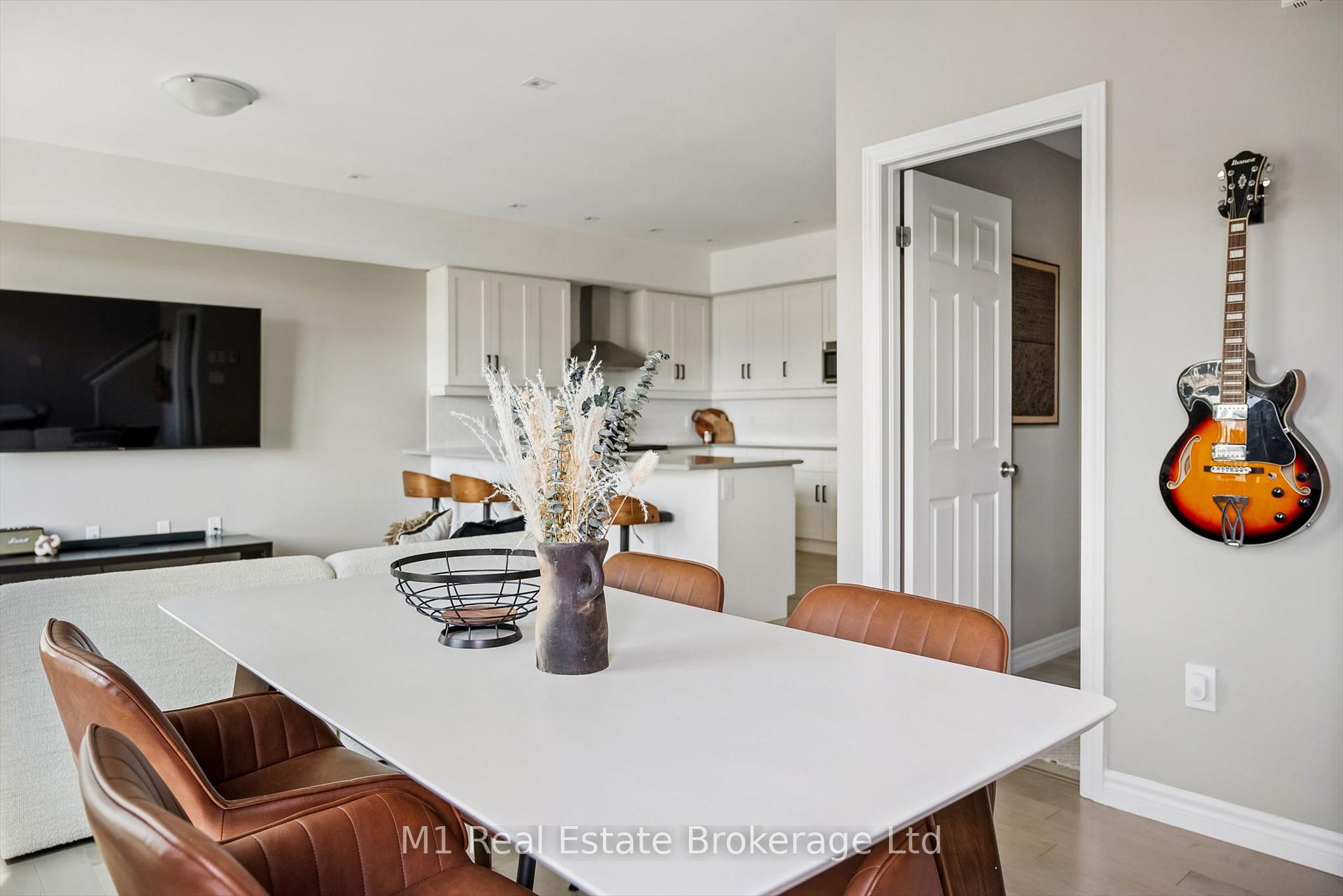 Photo 22 of Unit 17, 107 Westra Drive, Guelph, Willow West/Sugarbush/West Acres — HOMEH