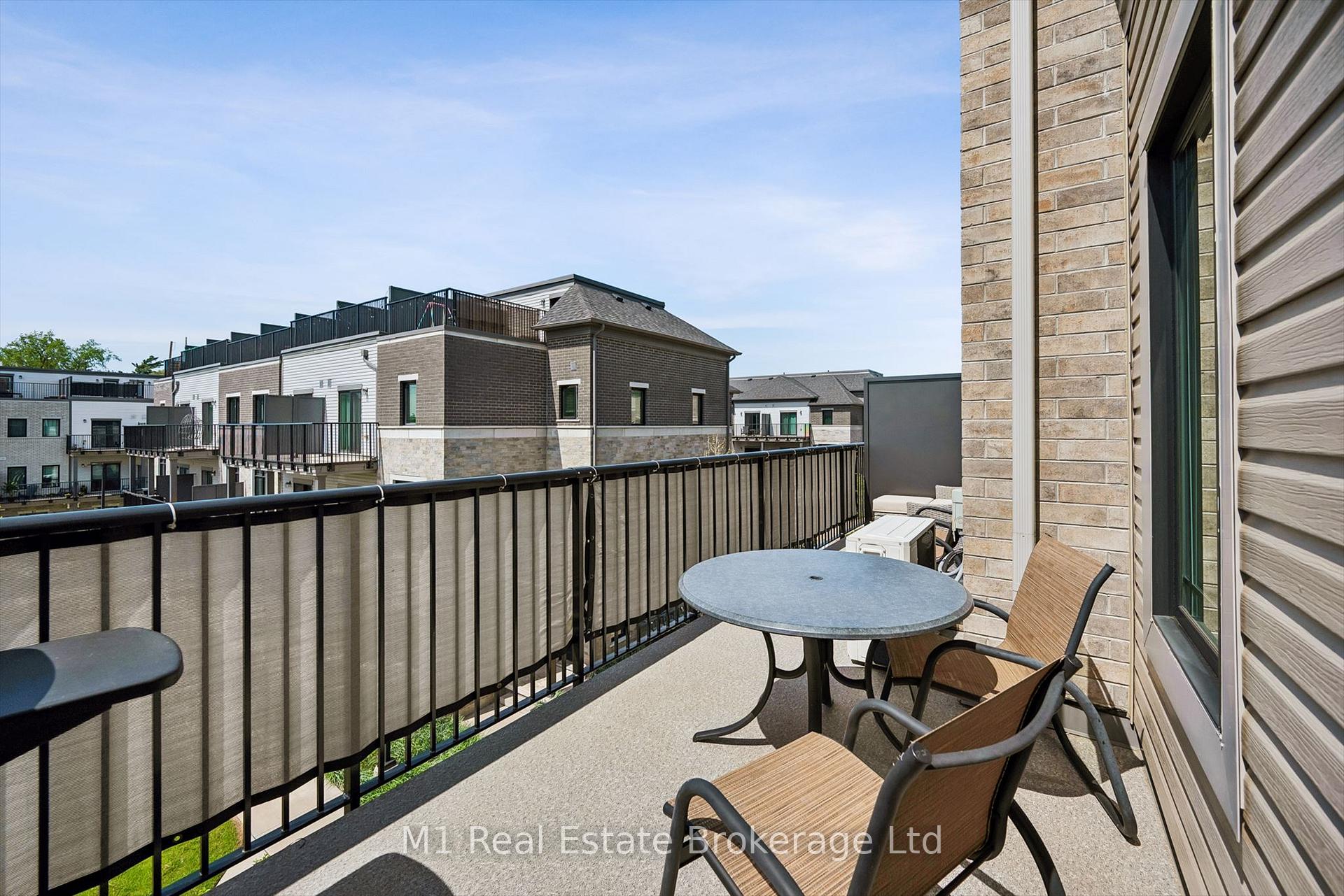 Photo 38 of Unit 17, 107 Westra Drive, Guelph, Willow West/Sugarbush/West Acres — HOMEH