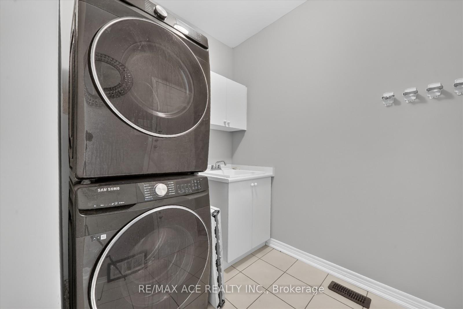 Photo 16 of 54 Altura Way, Brampton, Bram East — HOMEH
