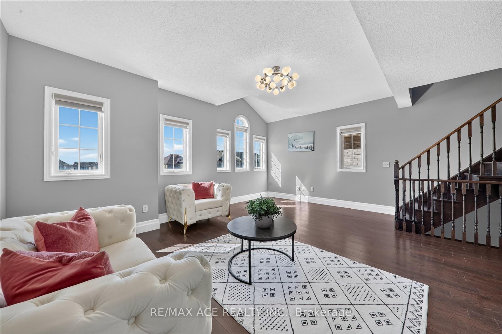 Photo 19 of 54 Altura Way, Brampton, Bram East — HOMEH