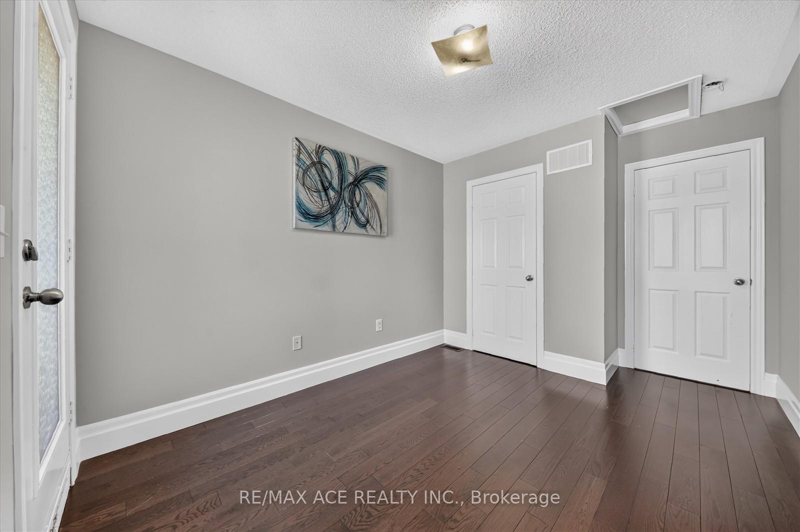 Photo 32 of 54 Altura Way, Brampton, Bram East — HOMEH